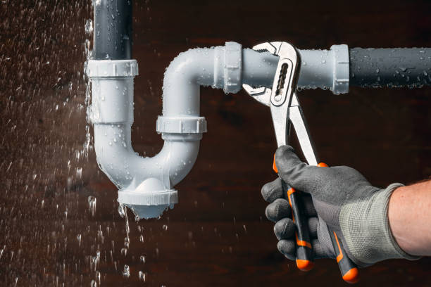 Professional Leak Detection technician working in Rockford, WA